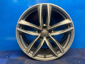 Llanta de aleación Audi A6 C7 S-Line 4G9601025N 8,5Jx20 F499 - Imagen 1 de 9