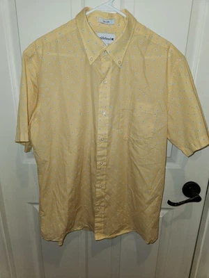 Camisa con botones Saddlebred de fácil cuidado talla L amarilla geométrica S/S mezcla de algodón Foto 1 de 4