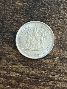 1985 South Africa 5 Five Cents Actual Coin TB2686* - Picture 1 of 2