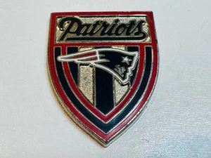 Cappello bavero New England Patriots Pats logo Elvis volante scudo spilla distintivo cravatta - Foto 1 di 2