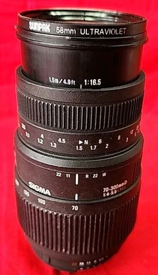 Sigma *  70-300mm LENSE *  1:4-5.6 * Made in Japan Very Good Working Condition - Image 1 of 4