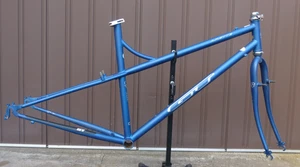 GT ARETTE RAHMEN + Gabel RH 48cm 28" CR-MO 4130 Trekking Damenrad Retro VINTAGE - Bild 1 von 24