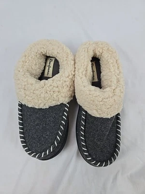 Zapatillas zueco Dearfoams acogedoras cómodas para mujer sin usar, en caja, SAGE TALLA PEQUEÑA 5-6 Foto 1 de 4