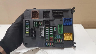 CITROËN C4 II B7 Sicherungskasten 966554748000 1.6 Benzin 2012 28758629 - Immagine 1 di 4