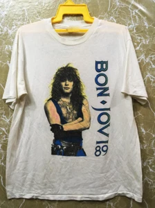Vintage 80s Bon Jovi Thrashed Tour Concert Band Tshirt white IN471 - Bild 1 von 3