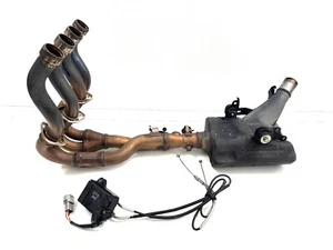 2018 Suzuki GSXR 600 750 OEM Exhaust Headers Manifold Cat Exhaust Servo COMPLETE - Picture 1 of 10