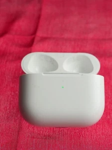 Estuche Original Apple AirPods 3 Solo y Funcionando - Modelo-A2897 - Imagen 1 de 6