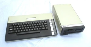 Atari 800XL Computer mit Atari Disk-Drive 1050 - Afbeelding 1 van 8