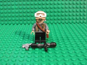LEGO Jyn Erso Minifigure Sw0791 Set 75155 Star Wars Rogue One Missing Cape MC44 - Picture 1 of 4