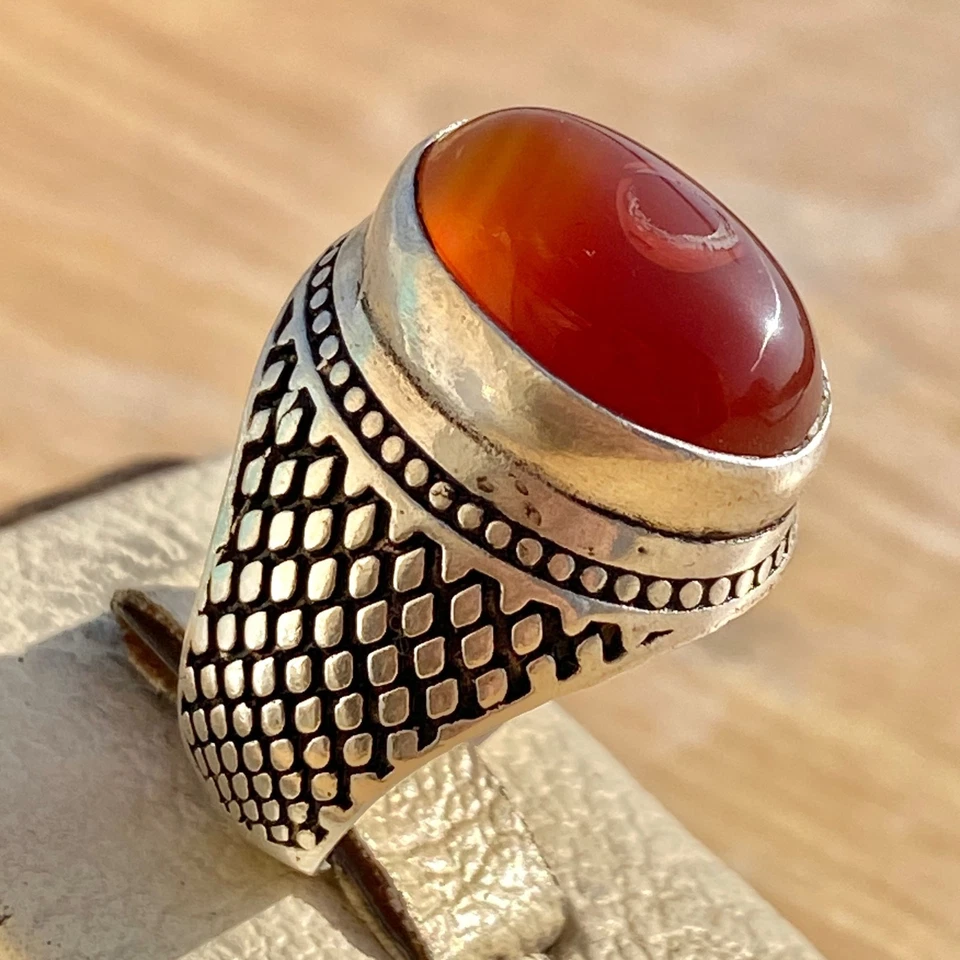 Anillo Aqeeq de ágata antiguo yemení rojo WOW para hombre en plata de ley 925 hecho a mano Foto 1 de 4