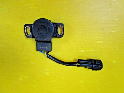 03 04 05 06 07 08 09 2003-2009 YAMAHA R6 R6S SENSOR DE POSICIÓN DEL ACELERADOR TPS OEM Foto 1 de 3