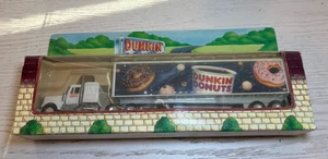 Dunkin' Donuts' Tractor & Trailer (1995) / 11.5" Diecast Truck NIB - Picture 1 of 3