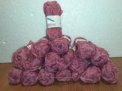 LOT 16 Skeins 1.4 oz BERNAT FROSTING Yarn RUBY FROST 70% Wool 30% Nylon 110 yds - Image 1 of 4