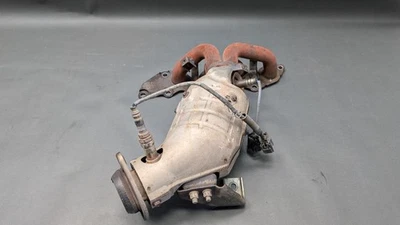 Convertidor catalítico colector delantero fabricante de equipos originales Mazda MX-5 Miata 2006-2015 Foto 1 de 4