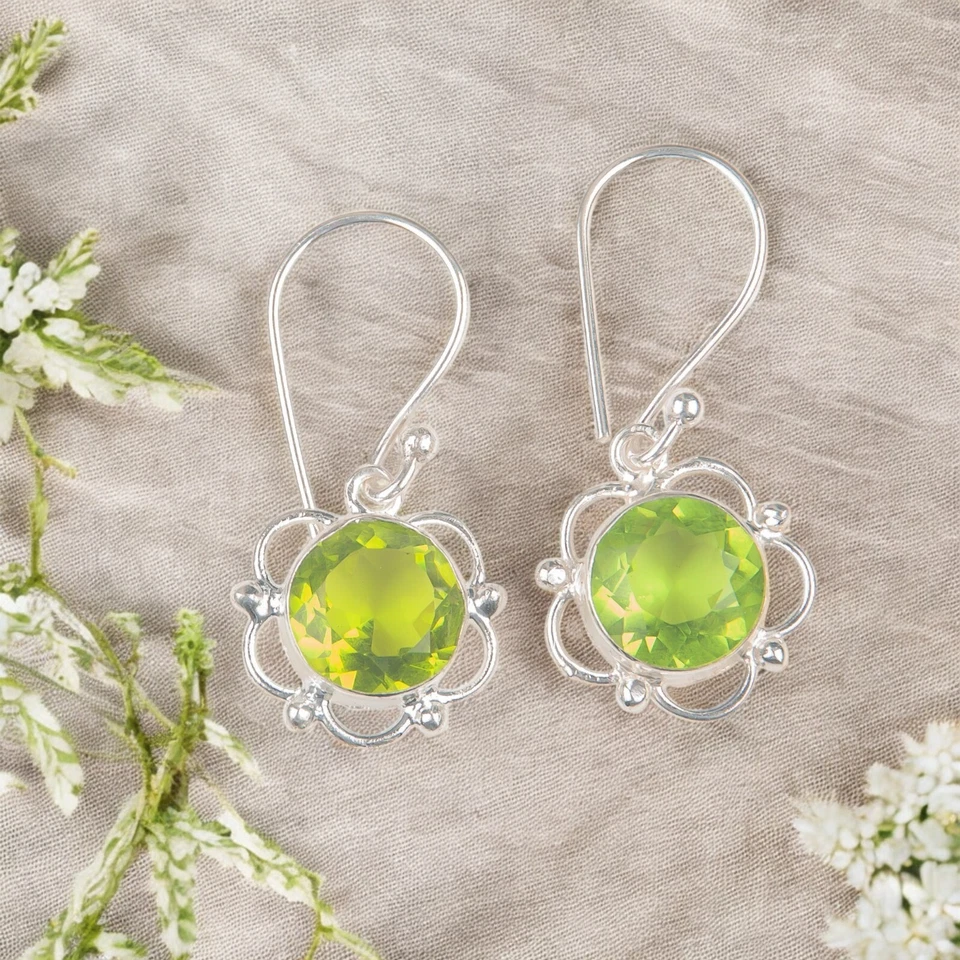Peridot Gemstone 925 Sterling Silver Jewelry Handmade Stetement Earring1.40" - Image 1 of 4