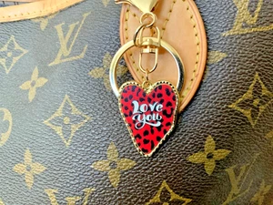 Corazón. Bolso Charm Metal Dorado NUEVO ❤️❤️❤️❤️❤️❤️❤️❤️❤️ - Imagen 1 de 1