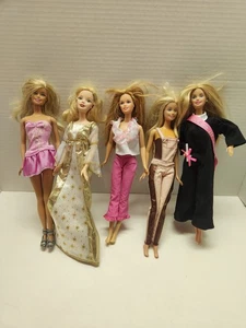 Vintage Barbie Puppen 2002 Abschluss, Urlaub Konvolut 5 Barbies - Bild 1 von 16