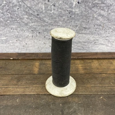 复古 ODI 蘑菇 BMX 手把握把 ORPHAN WHite 美国旧学校零件 20 世纪 80 年代 — 第 1/4 张图片