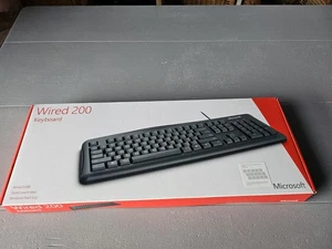 Microsoft Wired 200 USB Keyboard - Enhanced UK English 105-key layout - BNIB - Picture 1 of 4