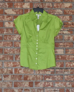 Banana Republic Factory Green Short Sleeve Top Size 6 NWT - Picture 1 of 3