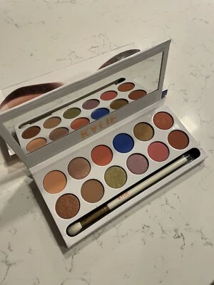 KYLIE COSMETICS Royal Peach Palette KYSHADOW 100% AUTHENTIC NEW In BOX - Image 1 of 4