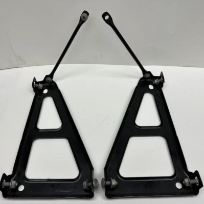 Soporte de parachoques trasero izquierdo y derecho GMC Sierra 2012 OEM 2089963/4 Foto 1 de 4