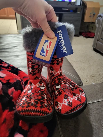 Chicago Bulls Boots/Shoes Forever Collectibles NBA Cover