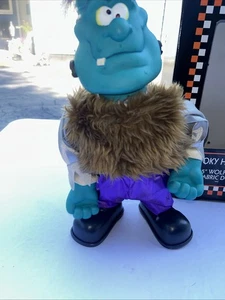 Muñeca Frankenstein 1998 rara Spooky Hollow Wolfman 15" paseos animados Halloween - Imagen 1 de 5