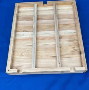 Cypress 3-Way Mating Nuc Bottom Board for 10 Frame hive Body - Picture 1 of 8