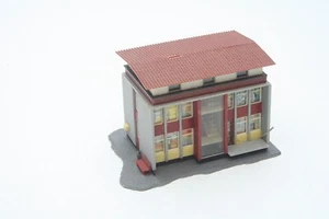 Faller 211 Postamt mit Beleuchtung Spur H0 -schön gebaut- - Bild 1 von 4