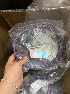 1pcs Schneider VW3M3805R030 Cable - Picture 1 of 1