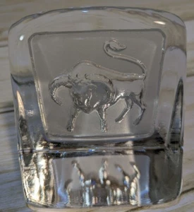 Paul Isling TAURUS astrologischer Briefbeschwerer Buchstütze von Nybro Glass Schweden - Bild 1 von 7