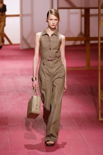 Giacca smanicata Hermès SS25 NUOVA con dettagli in pelle taglia 38 $7K vendita al dettaglio