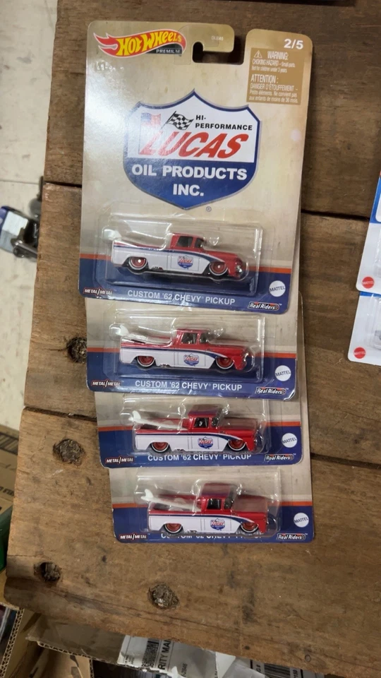 Hot Wheels 2023 Premium Car Culture Lucas Oil Custom 62 Chevy Truck lote de 4  Foto 1 de 1