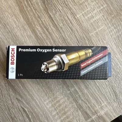 Bosch 13595 OE MFR of Oxygen Sensors For 96-11 Mazda MPV RX-8 - Image 1 of 3