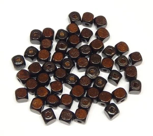 200 Holzperlen 10mm Würfel Großloch Schmuck Perlen Bastelholz Dunkel Braun H88 - Bild 1 von 8