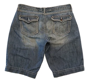 Wrangler Denim Shorts Womens 31 Rock 47 Bermuda Distressed Blue Jeans Cotton - Picture 1 of 8