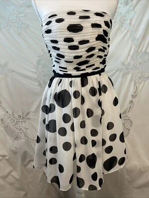 Vestido Guess Mini Vestido Sin Tirantes Ajuste Acampanado Midi Lunares Blanco Negro 10 Foto 1 de 4