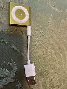 Apple iPod Shuffle 4th Generation 2Gb Green w/Usb Bundle Ex Shape!