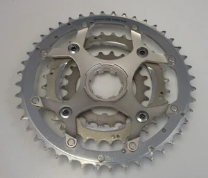 Shimano Deore XT 739 Triple Chainrings 22x32x44 - Picture 1 of 2