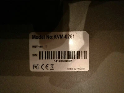 Conmutador KVM LevelOne KVM-0261 2 puertos USB DVI audio y concentrador USB2.0 Foto 1 de 2