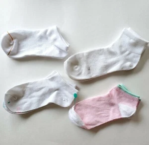 Hanes Girls Low Cut Socks Assorted Size L - 4 Pairs - Picture 1 of 1
