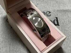 Reloj Pulsera Vivienne Westwood Kawaii Color Oro Resistente al Agua Mujer - Imagen 1 de 7