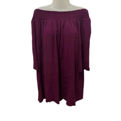 Vestido túnica con hombros descubiertos Aritzia Talula Curzon talla mediana Foto 1 de 4