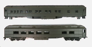 (2) HO Santa Fe passenger cars (lot 1013) - Picture 1 of 6