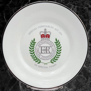 Wedgwood Bone China Teller Souvenir 150 Jahre Special Constables Act 1831 England - Bild 1 von 11