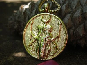 Queen of the Witches Hecate Amuleto Poteri di 3 - Foto 1 di 4