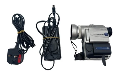 Sony DCR-PC100E Handycam Camcorder 40x Digital Zoom SteadyShot - Image 1 of 4