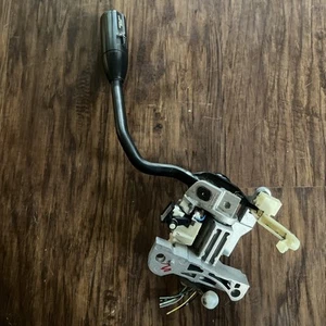2004-2015 Nissan Titan Steering Column Mounted Automatic Gear Shifter Assembly - Picture 1 of 5