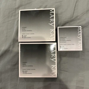 Lot Of Three Mary Kay Compacts 2 Large 1 Mini . - Picture 1 of 4